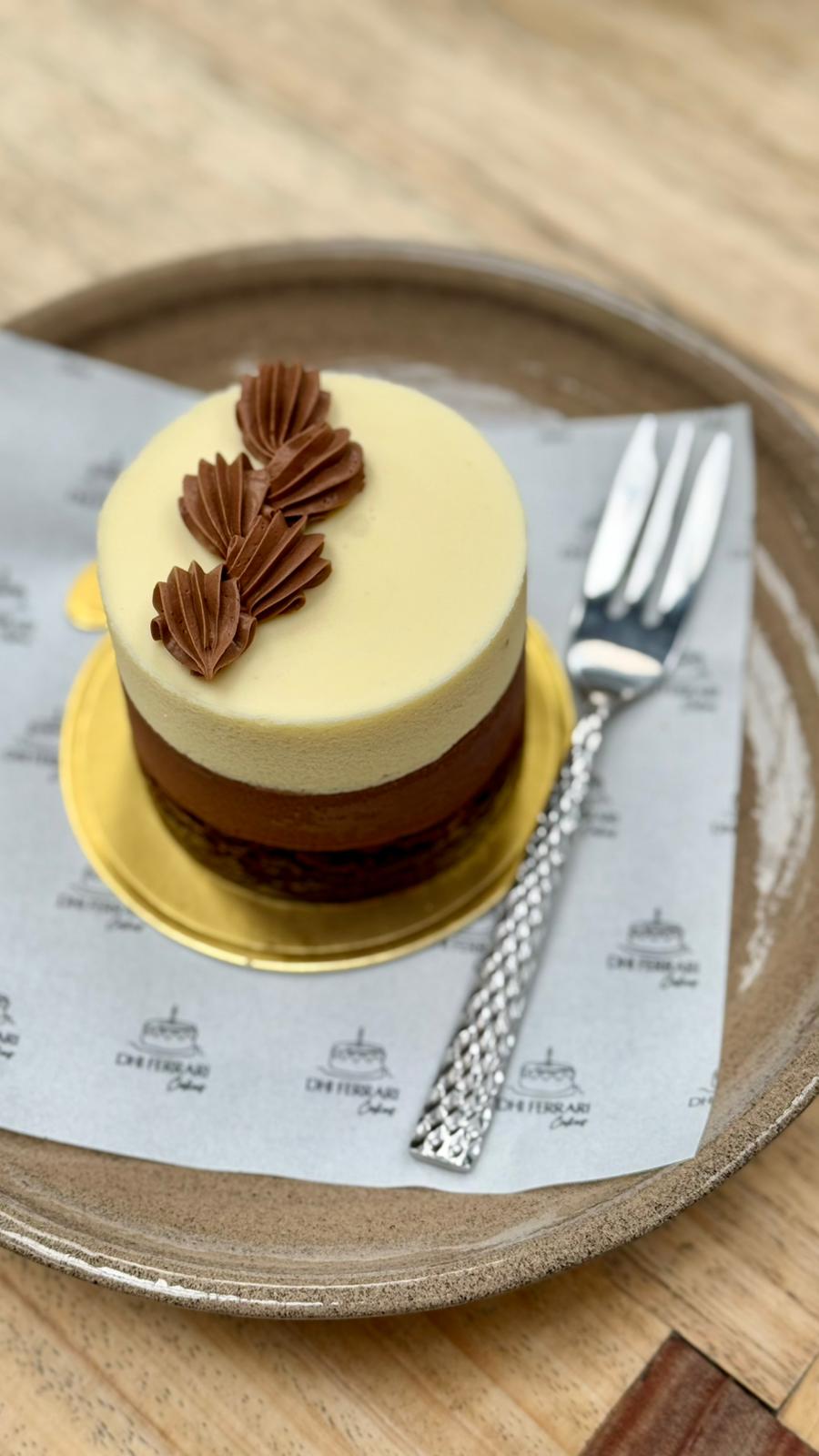 Black & White Chocolate Mousse - Mini