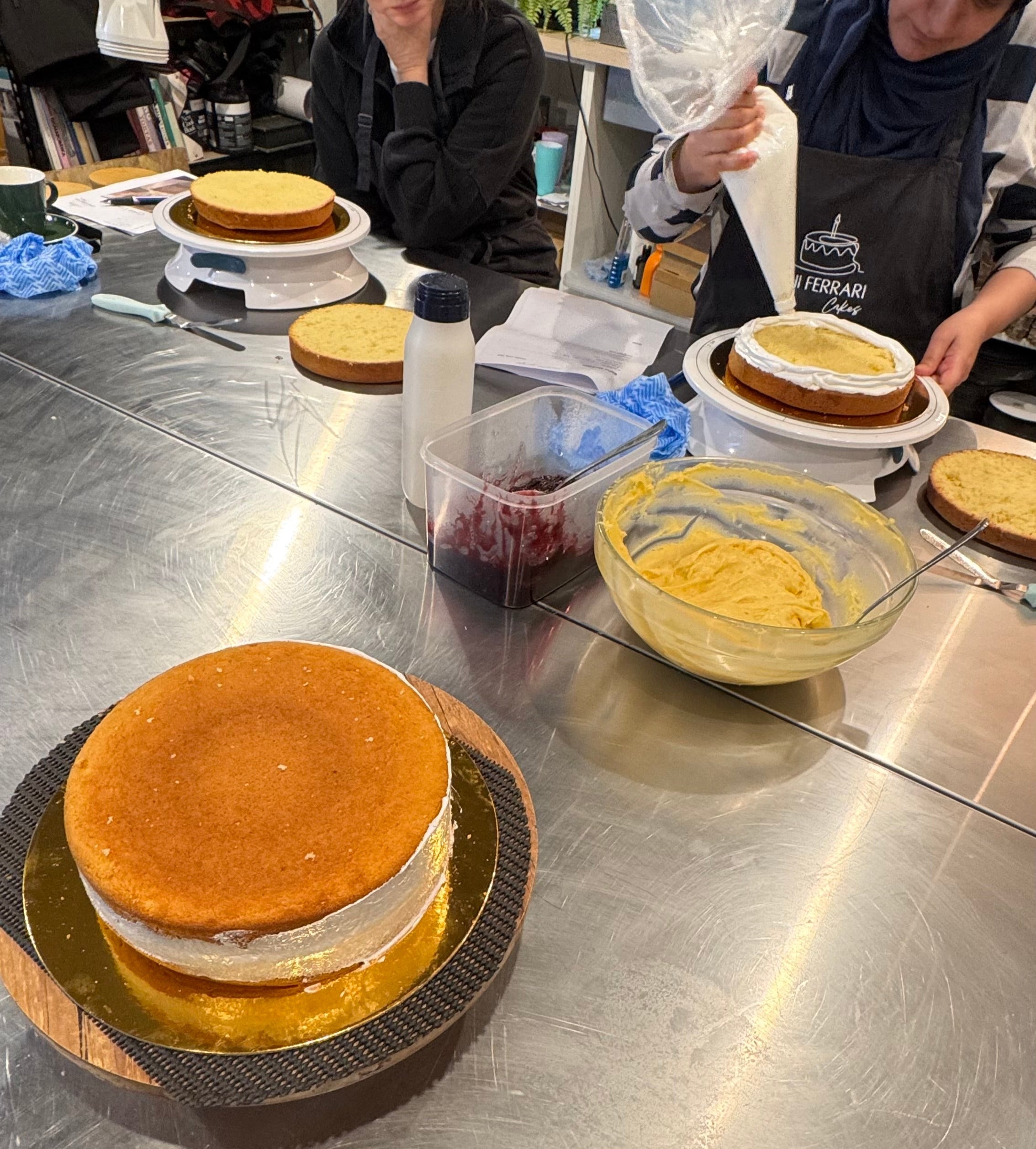 Cake Decorating Class - Level 1