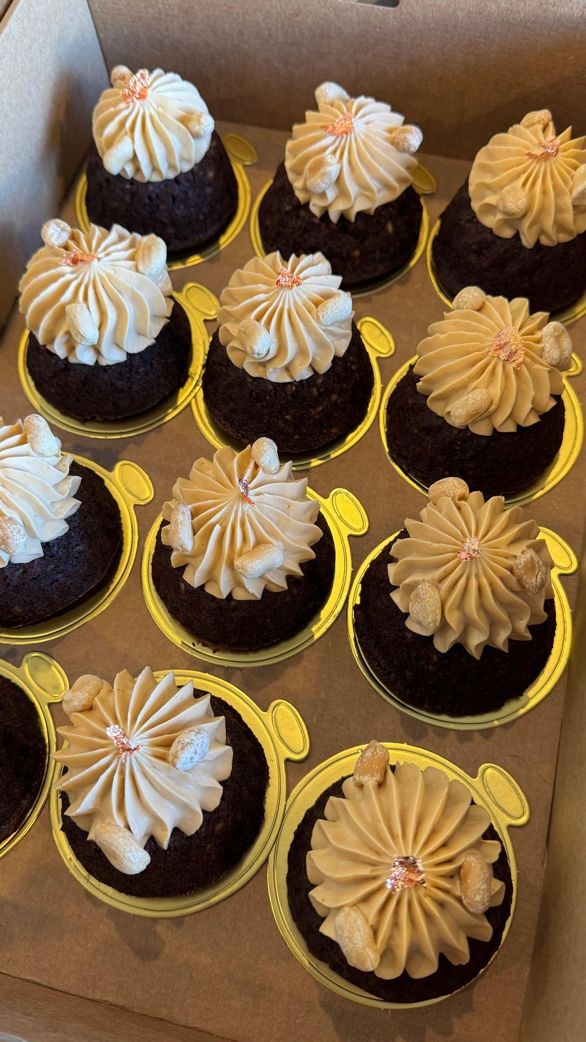 Snickers Mini Cake