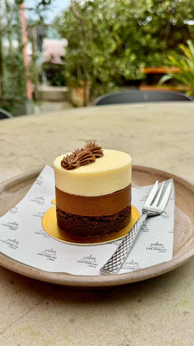 Black & White Chocolate Mousse - Mini