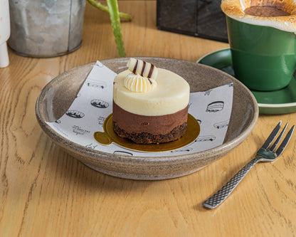 Black & White Chocolate Mousse - Mini