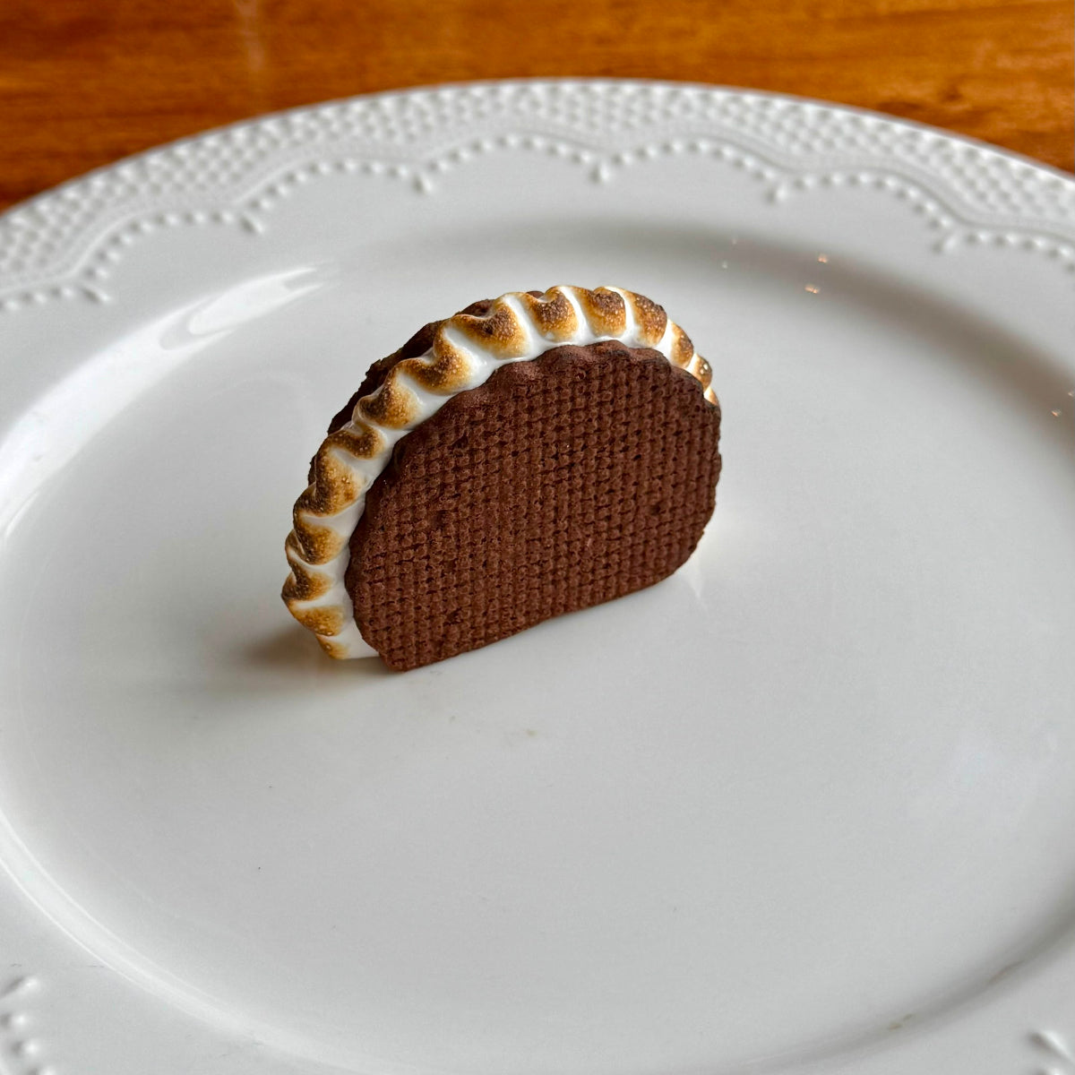 S'more Petit Four