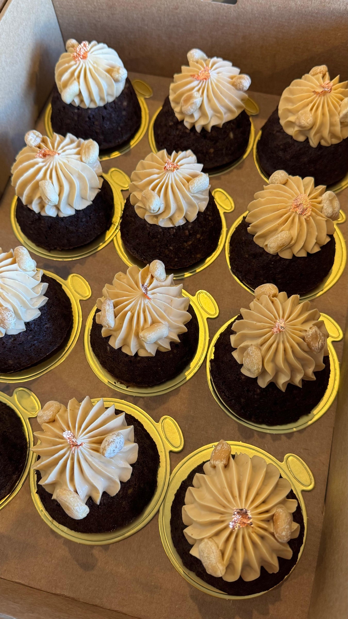 Snickers Mini Cake