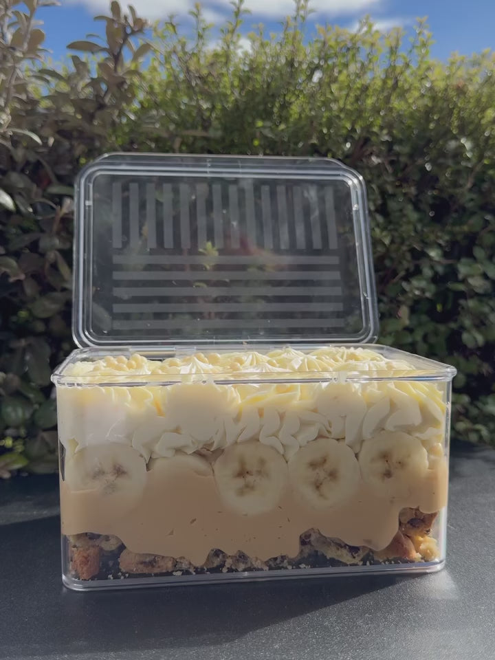 Load video: Banoffee Dessert Box